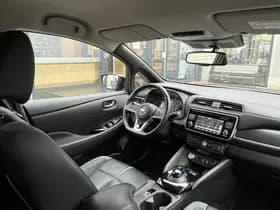 Nissan Leaf Tekna 40 kWh thumbnail 57