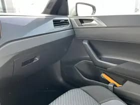 Volkswagen Polo 1.0 TSI Highline R-Line thumbnail 65