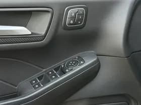 Ford Kuga 2.5 PHEV ST-Line X thumbnail 22