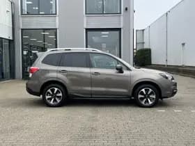 Subaru Forester 2.0 AWD Premium thumbnail 3