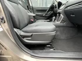 Subaru Forester 2.0 AWD Premium thumbnail 28