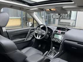 Subaru Forester 2.0 AWD Premium thumbnail 4