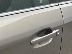 Subaru Forester 2.0 AWD Premium thumbnail 37