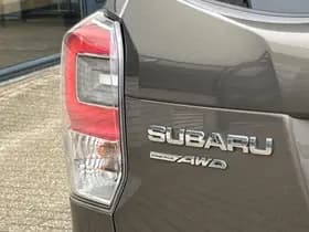 Subaru Forester 2.0 AWD Premium thumbnail 40