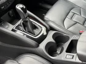 Nissan QASHQAI 1.3 DIG-T Tekna+ Dynamic Pack thumbnail 50