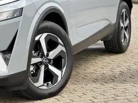 Nissan QASHQAI 1.3 MHEV N-Connecta thumbnail 5