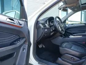 Mercedes-Benz M-Klasse 350 350 thumbnail 6