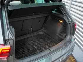 Volkswagen Tiguan 1.4 TSI 4Motion Highline Business R 1.4 TSI 4Motion Highline Business R thumbnail 25