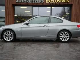 BMW 3 Serie Coupe 320i Coupe 320i thumbnail 3
