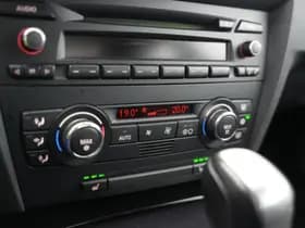 BMW 3 Serie Coupe 320i Coupe 320i thumbnail 25