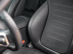 Mercedes-Benz C-Klasse 200 4MATIC AMG Line 200 4MATIC AMG Line thumbnail 32