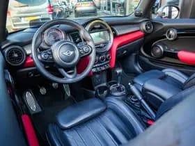 MINI Cabrio 2.0 John Cooper Works Chili 2.0 John Cooper Works Chili thumbnail 2