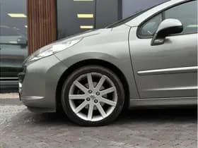 Peugeot 207 CC 1.6 VTi Roland Garros CC 1.6 VTi Roland Garros thumbnail 6