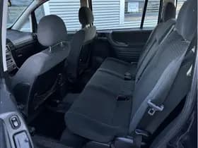 Opel Zafira 2.2-16V Elegance 2.2-16V Elegance thumbnail 18