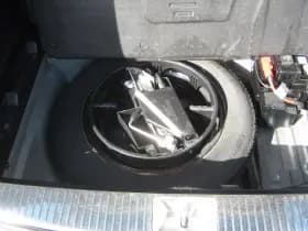 Mercedes-Benz C-Klasse Estate C180 BlueEFFICIENCY Premium Edition Avantgarde thumbnail 16