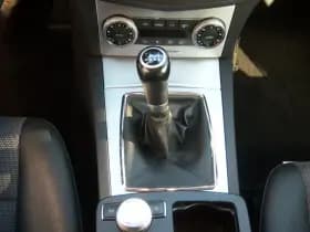 Mercedes-Benz C-Klasse Estate C180 BlueEFFICIENCY Premium Edition Avantgarde thumbnail 32