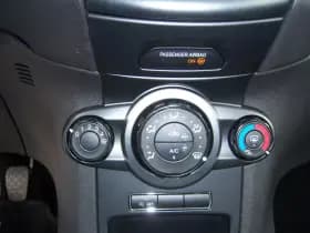 FORD Fiesta 1.0 3D Style Nieuwe Distributie - lage km-stand thumbnail 16