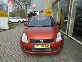 Suzuki Swift 1.3 5DR EXCLUSIVE thumbnail 3