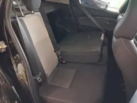 Toyota Yaris 1.5 Hybrid Dynamic thumbnail 16