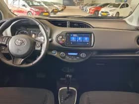Toyota Yaris 1.5 Hybrid Dynamic thumbnail 17