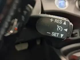 Toyota Yaris 1.5 Hybrid Dynamic thumbnail 26