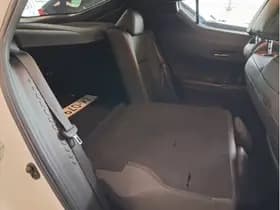 Toyota C-HR 1.8 Hybrid Style Ultimate thumbnail 16