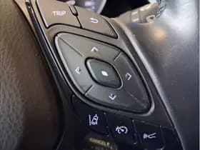 Toyota C-HR 1.8 Hybrid Style Ultimate thumbnail 20