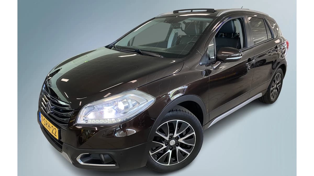 Suzuki S-Cross 1.6 High Executive — foto 1