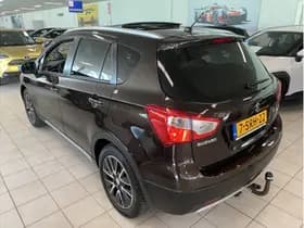 Suzuki S-Cross 1.6 High Executive thumbnail 3