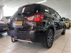 Suzuki S-Cross 1.6 High Executive thumbnail 6