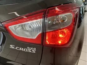 Suzuki S-Cross 1.6 High Executive thumbnail 9