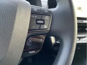 Toyota C-HR 1.8 Hybrid 140 Dynamic thumbnail 17