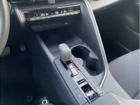 Toyota C-HR 1.8 Hybrid 140 Dynamic thumbnail 24