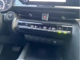 Toyota C-HR 1.8 Hybrid 140 Dynamic thumbnail 25