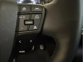 Toyota C-HR 1.8 Hybrid 140 Dynamic thumbnail 16