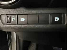 Toyota C-HR 1.8 Hybrid 140 Dynamic thumbnail 28