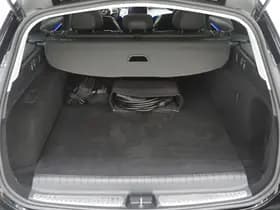 Mercedes-Benz C-Klasse Estate 300 e Avantgarde thumbnail 37