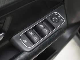 Mercedes-Benz GLB 180 7p thumbnail 17