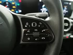 Mercedes-Benz GLB 180 7p thumbnail 21