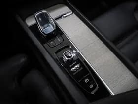 Volvo XC60 2.0 T8 Twin Engine AWD Inscription thumbnail 35