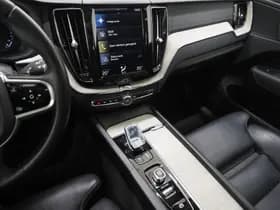 Volvo XC60 2.0 T8 Twin Engine AWD Inscription thumbnail 36