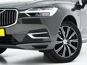 Volvo XC60 2.0 T8 Twin Engine AWD Inscription thumbnail 6