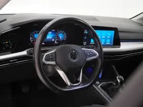 Volkswagen Golf Variant 1.0 TSI thumbnail 16