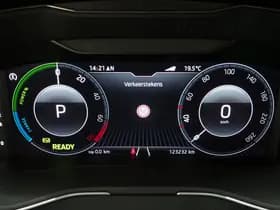 Škoda Superb Combi 1.4 TSI iV Style thumbnail 28