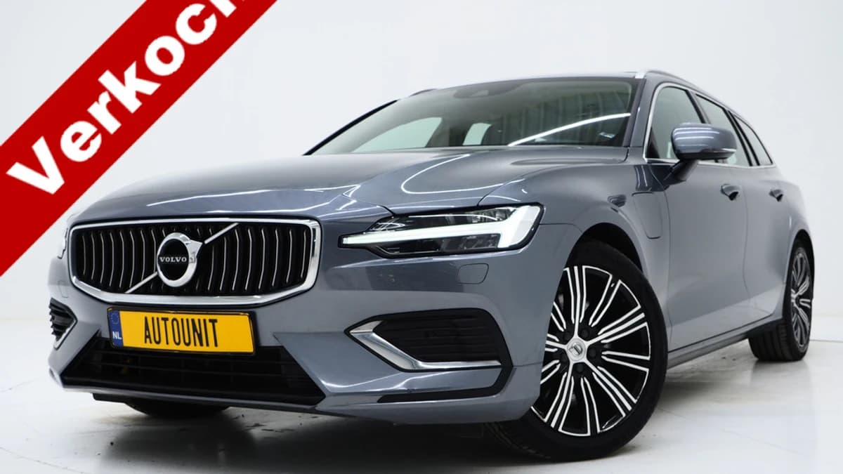 Volvo V60 2.0 T8 Twin Engine AWD Inscription — foto 1