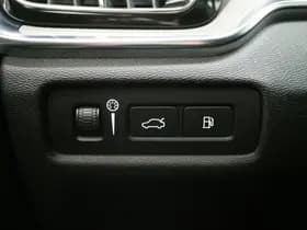 Volvo V60 2.0 T8 Twin Engine AWD Inscription thumbnail 21