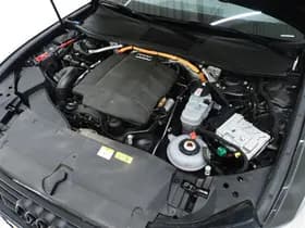 Audi A6 Avant 55 TFSI e quattro Competition Full Black thumbnail 7