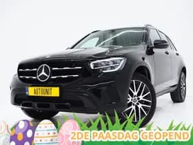 Mercedes-Benz GLC 300e 4MATIC Night Black