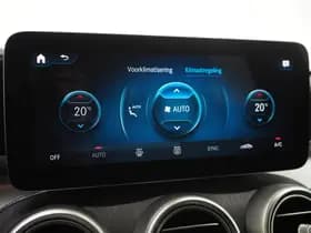 Mercedes-Benz GLC 300e 4MATIC Night Black thumbnail 29