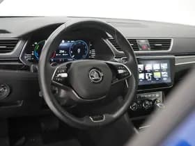 Škoda Superb Combi 1.4 TSI iV Laurin & Klement thumbnail 18